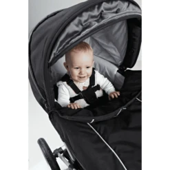BabyDan Baby Dan Veiligheidsgordel Lux Voor Kinderwagen Zwart 8 BabyDan Baby Dan Veiligheidsgordel Lux Voor Kinderwagen Zwart -Kinderwagen Winkel baby dan veiligheidsgordel lux voor kinderwagen zwart a142915 1