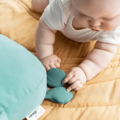 Done By Deer ™ Raffi Blauw Kinderwagen Zitkussen -Kinderwagen Winkel done by deer raffi blauw kinderwagen zitkussen a367820 4