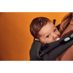 Najell Draagzak Easy AirMesh Evening Grey 10 Najell Draagzak Easy AirMesh Evening Grey -Kinderwagen Winkel najell draagzak easy airmesh evening grey a306061 3